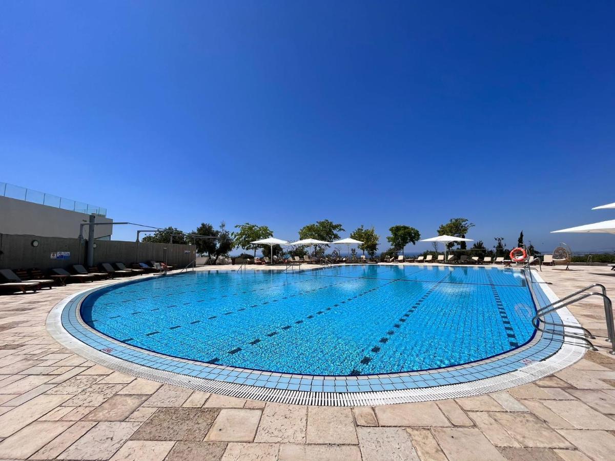 Elma Hotel And Art Complex Zikhron Ya'akov Dış mekan fotoğraf
